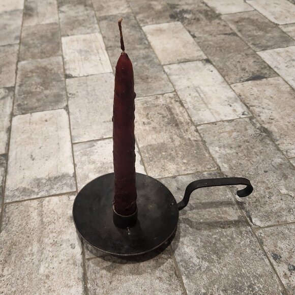 Black Iron Colonial Candle Holder w/handle - Picture 1 of 4